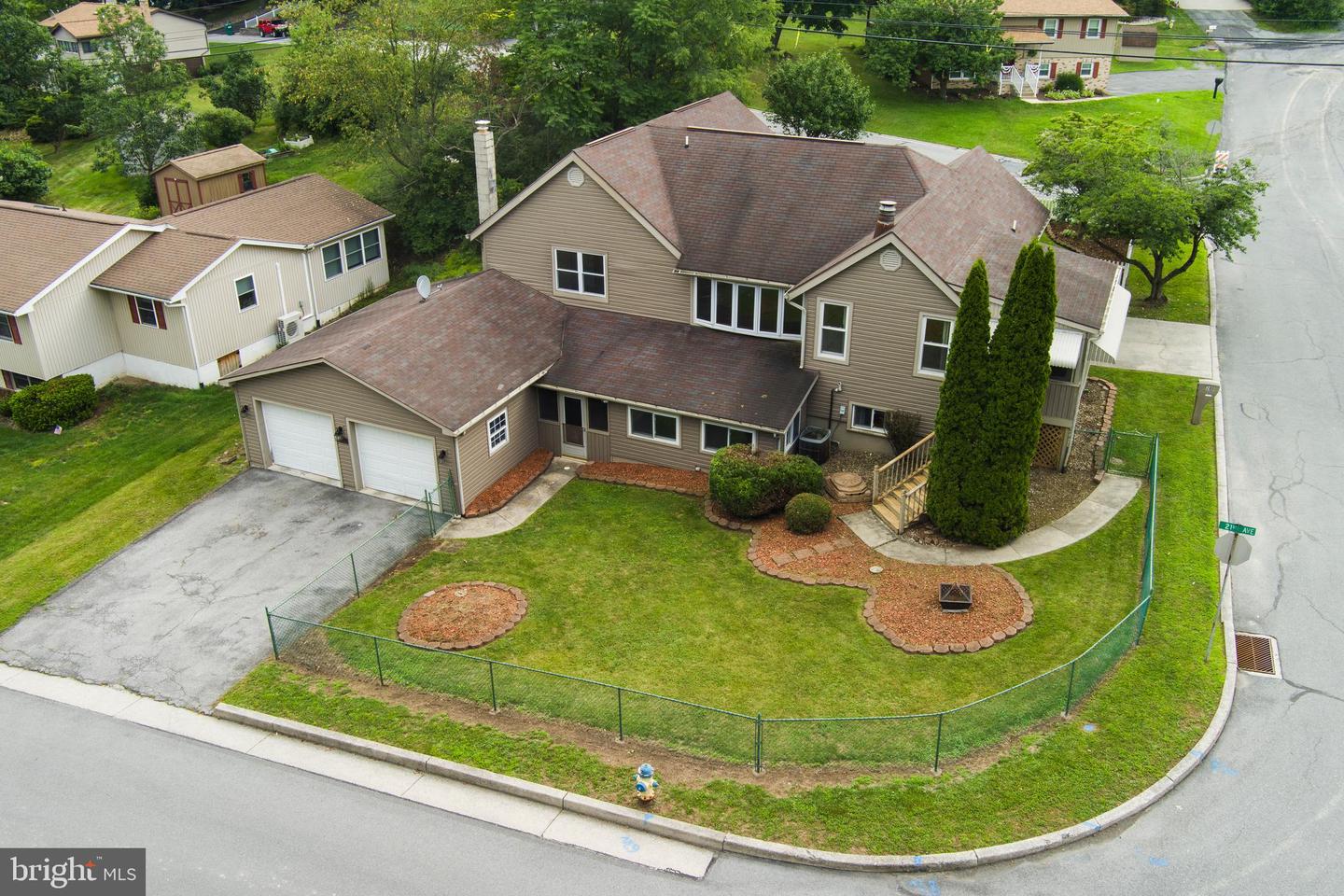 201 WINDING KNOLL RD