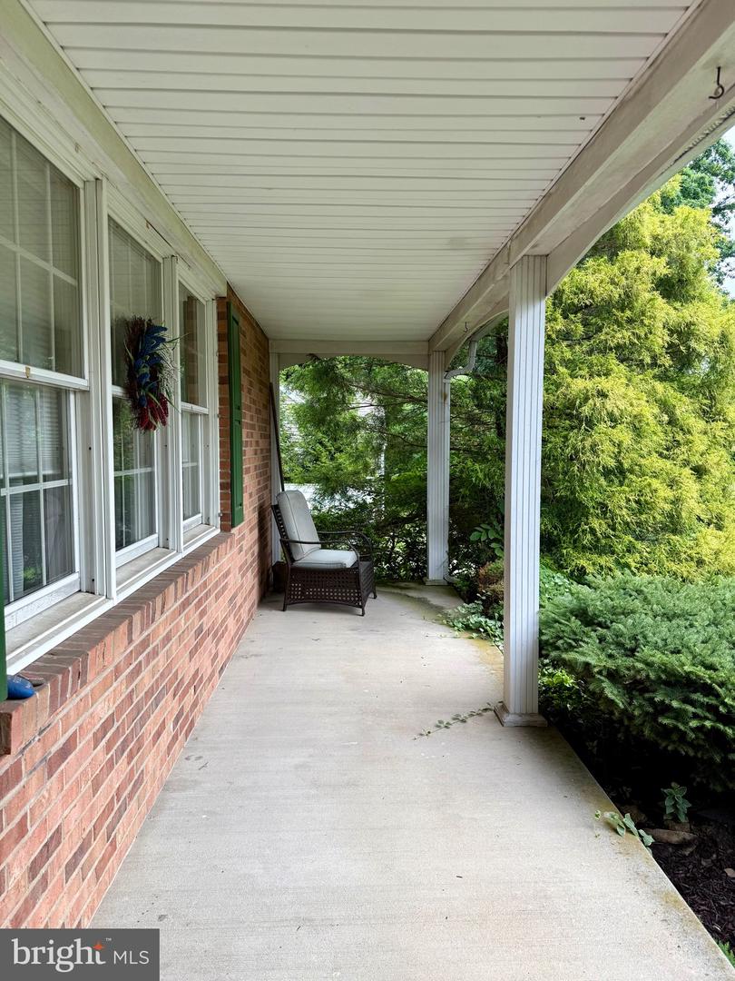 300 E Penn Ave Property Photo 14