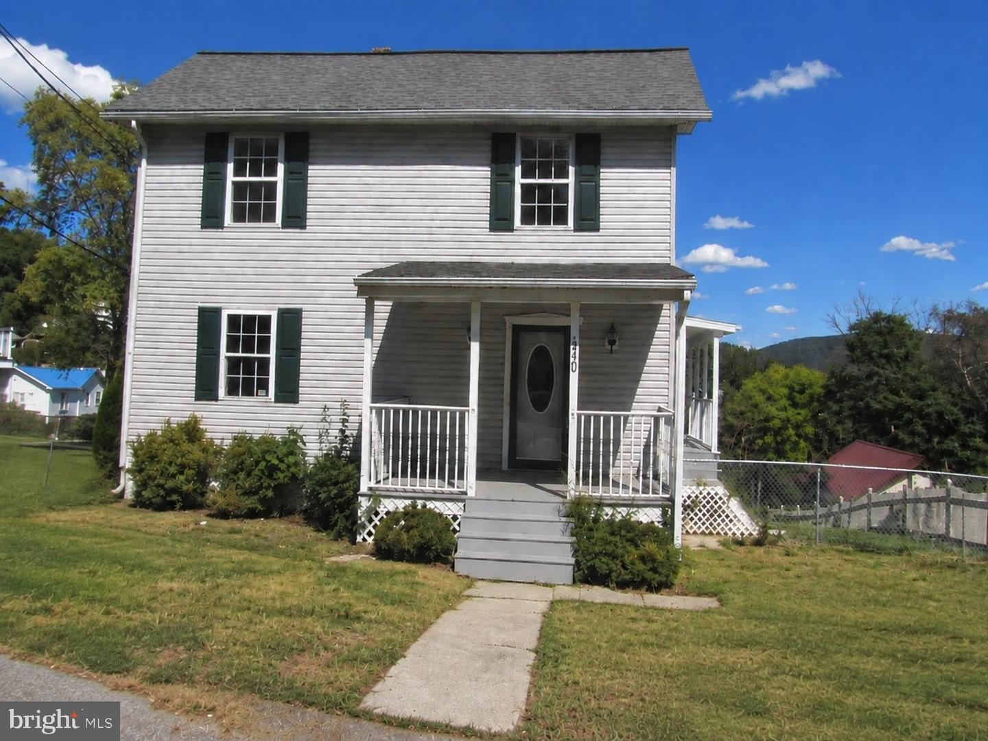 240 Gates Hill Rd Property Photo 1