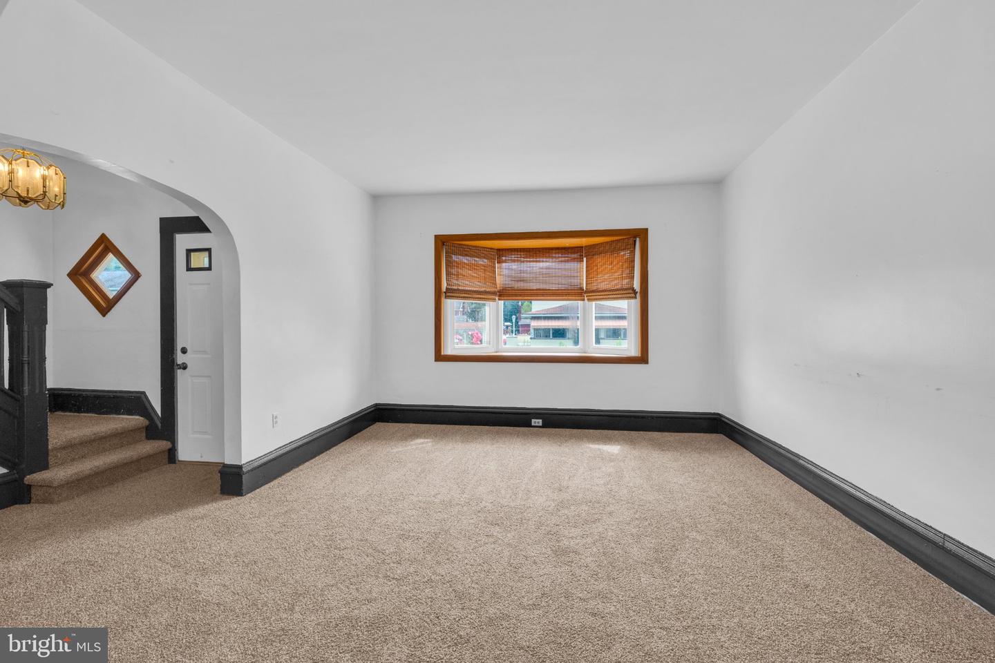 2912 4th Ave Property Photo 4