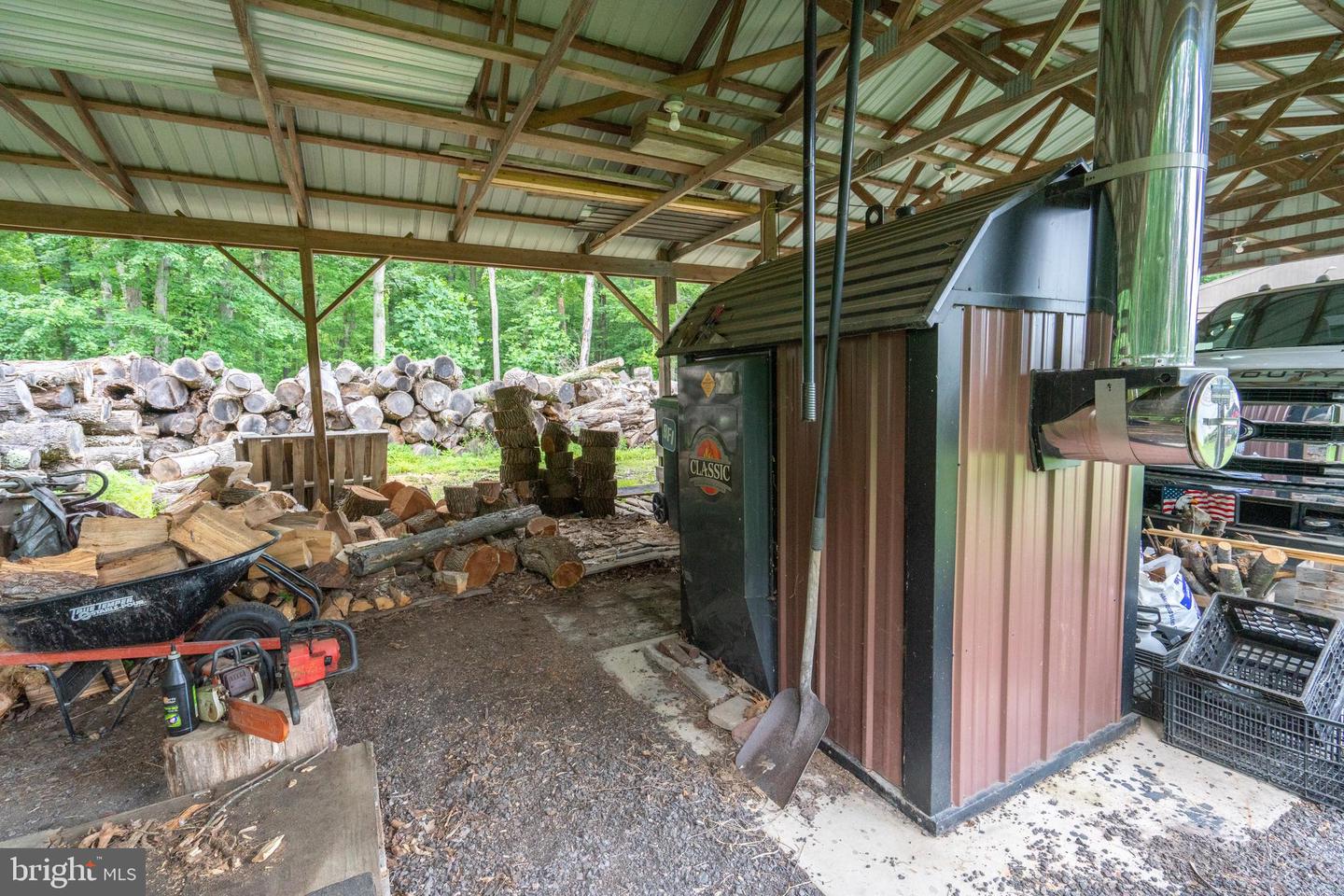 240 Frogtown Rd Property Photo 45