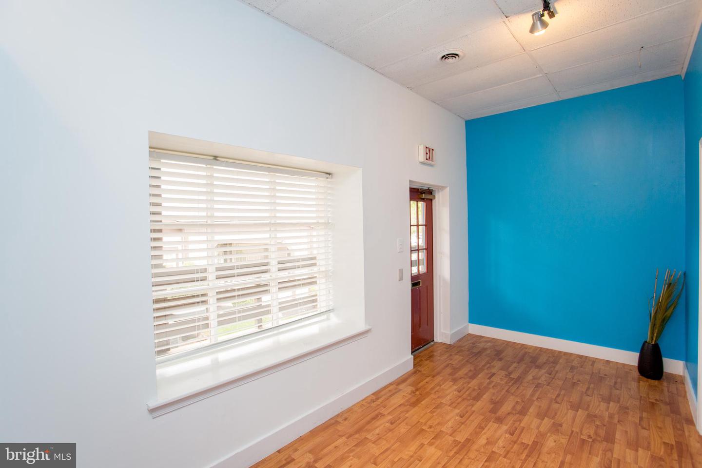 9 Market Place Property Photo 5