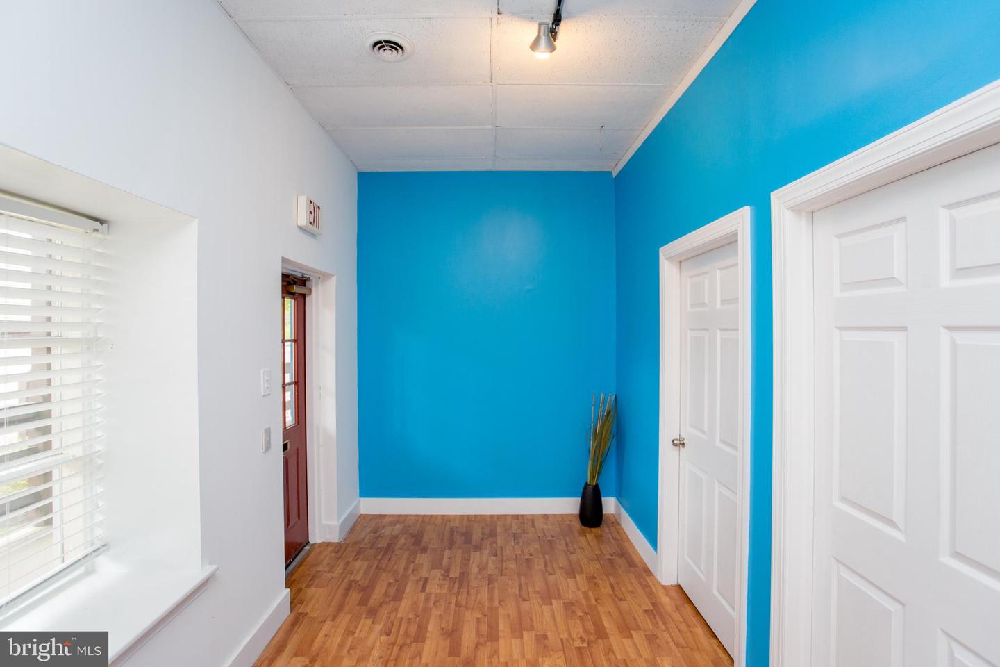 9 Market Place Property Photo 6
