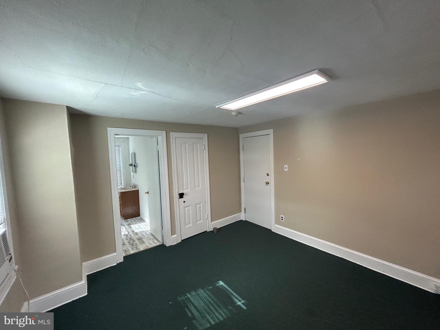 975 2nd Street Pike #unit G Property Photo 3