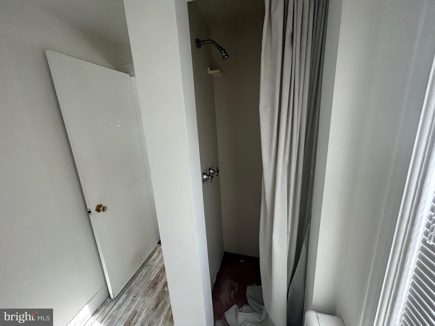 975 2nd Street Pike #unit G Property Photo 5