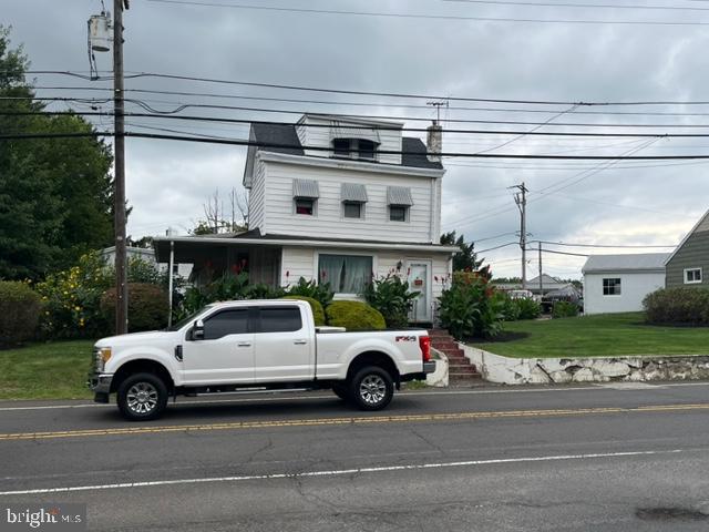 881 2nd Street Pike Property Photo 3