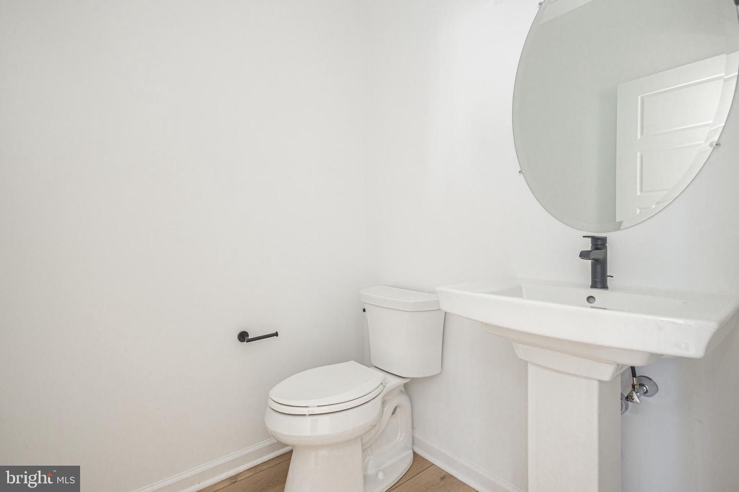 20 Warren Dr #10 Property Photo 15