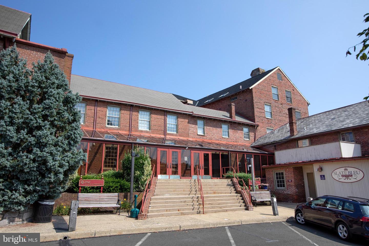 120 S Main St #3rd Floor Property Photo 7