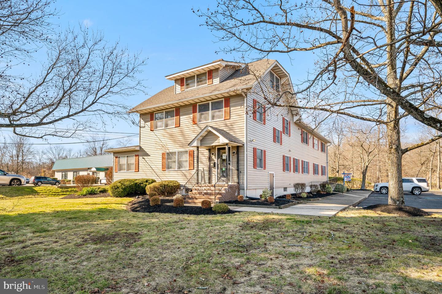 300 W Trenton Ave #suite 3 Property Photo 1
