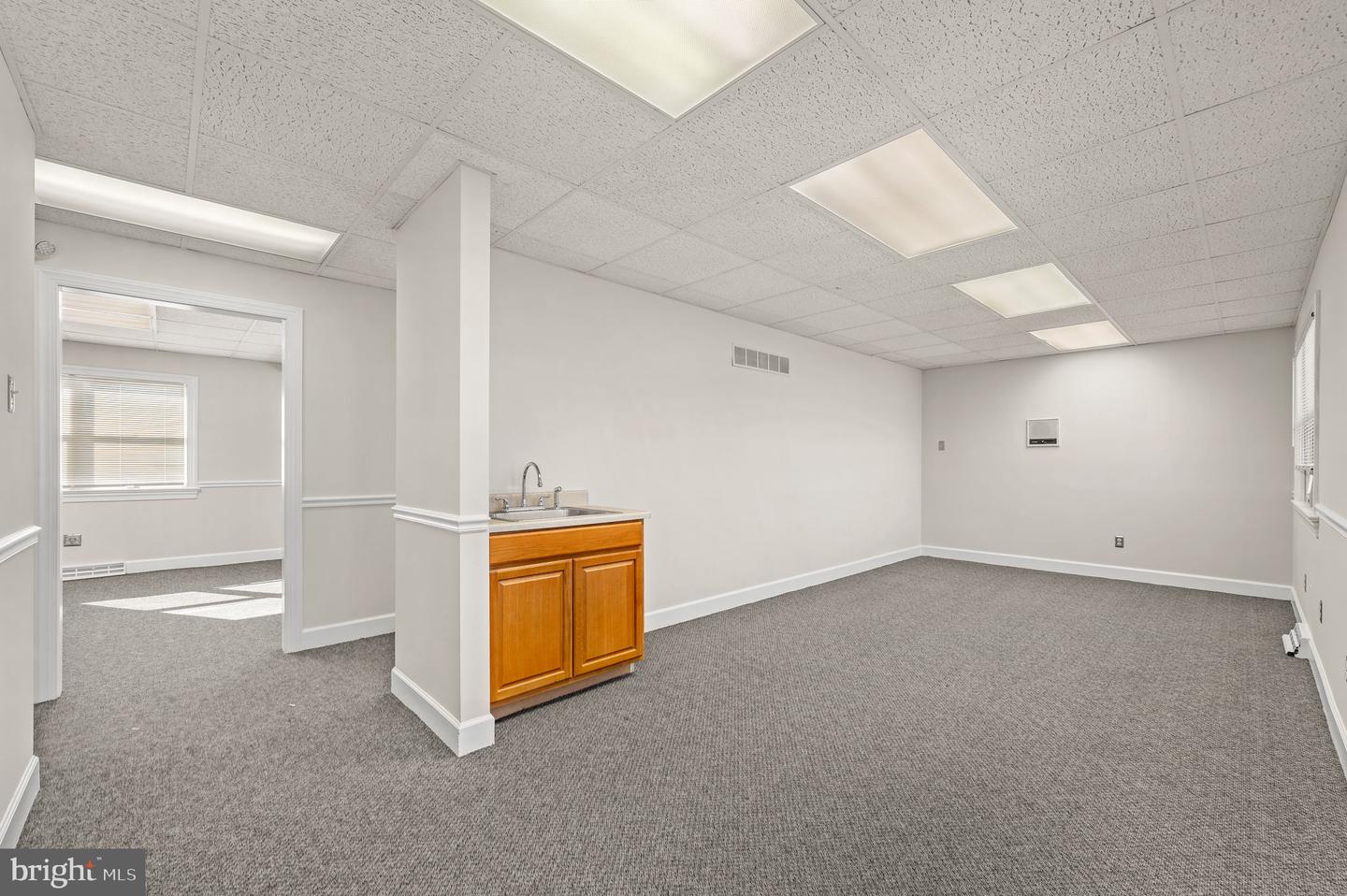 300 W Trenton Ave #suite 3 Property Photo 6