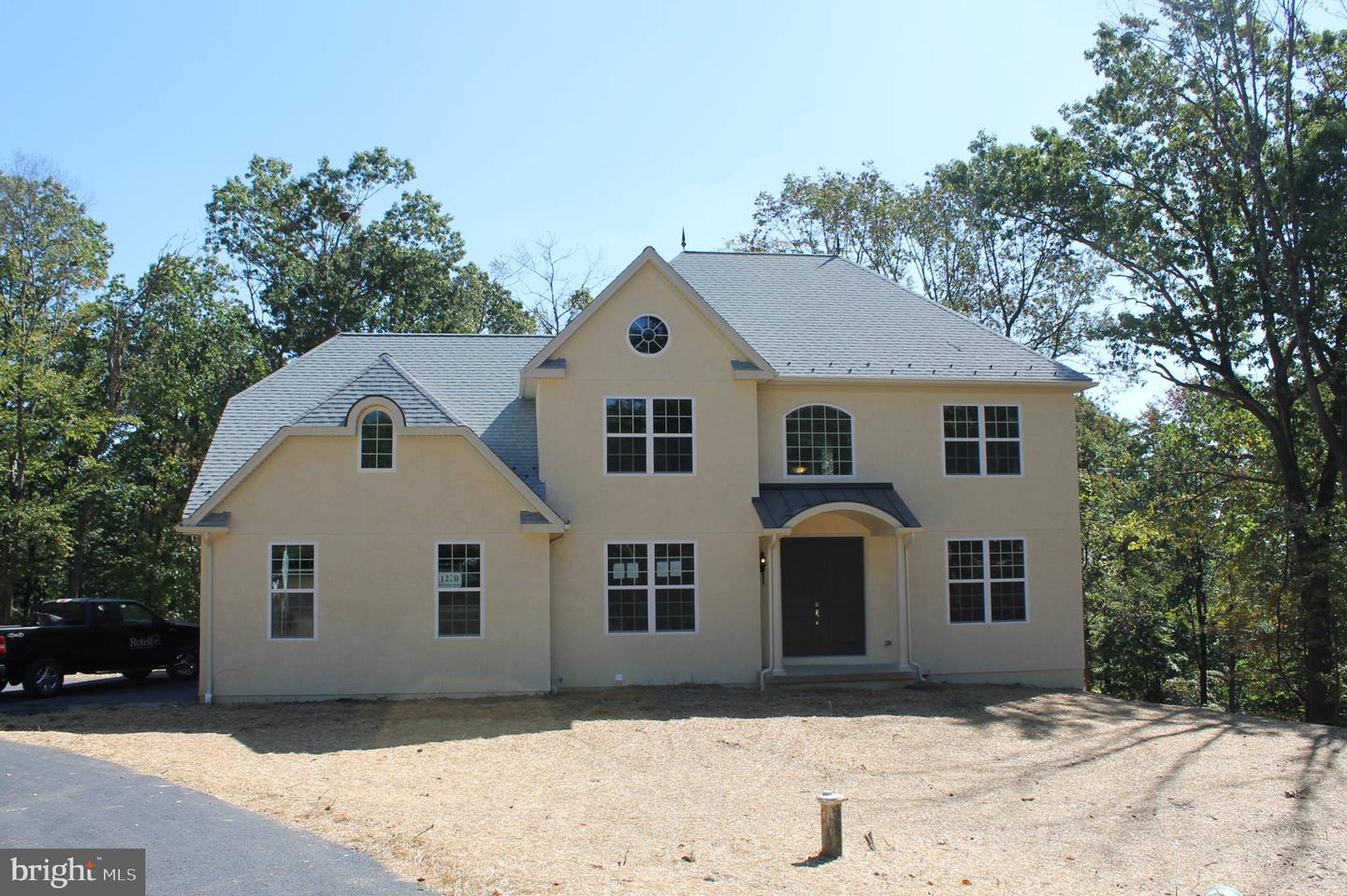 Lot 8 SUNRISE DRIVE Property Photo 1