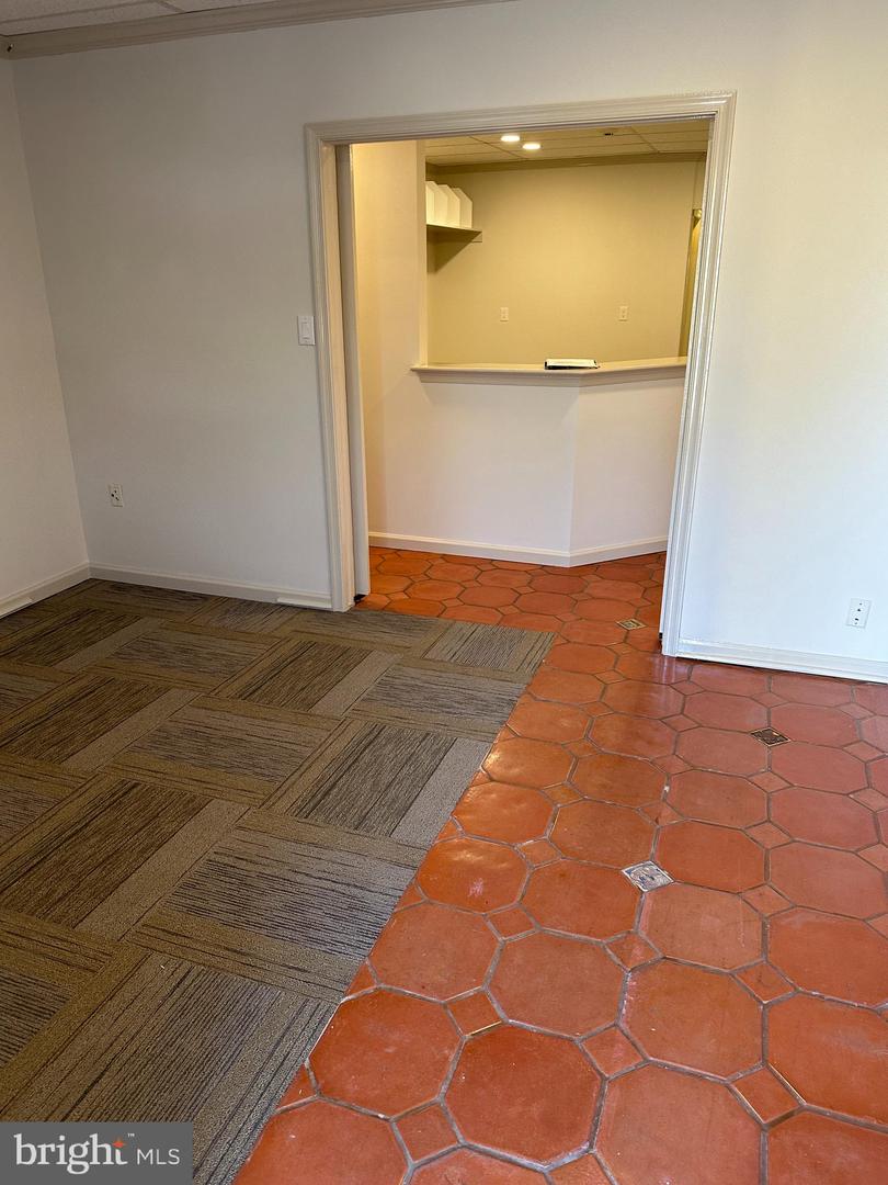 100-unit 108b W Butler Ave Property Photo 3