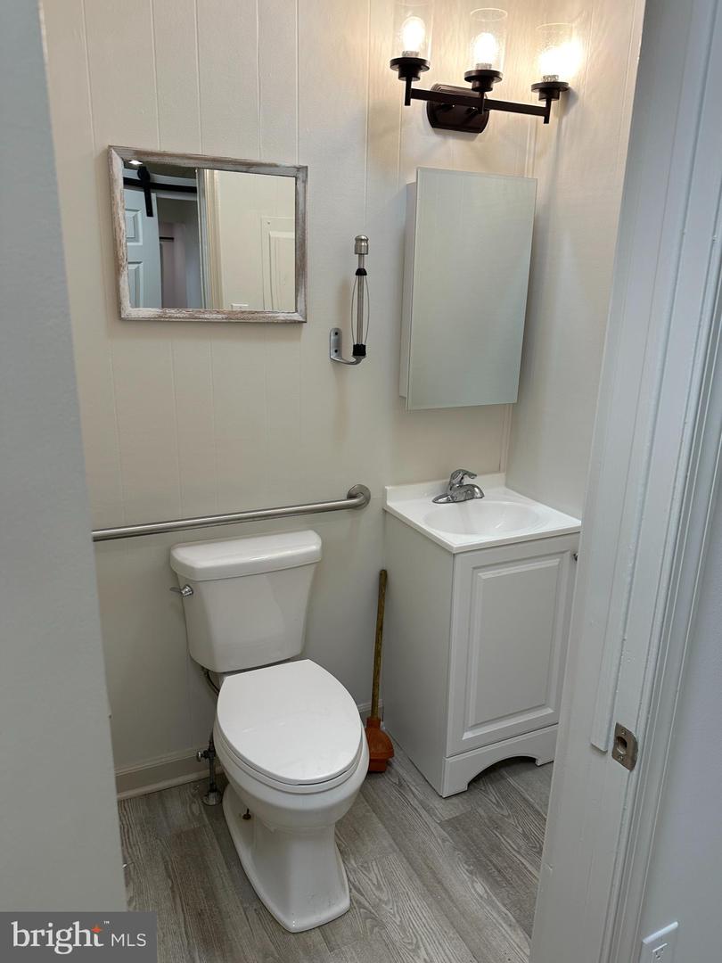 100-unit 108b W Butler Ave Property Photo 11