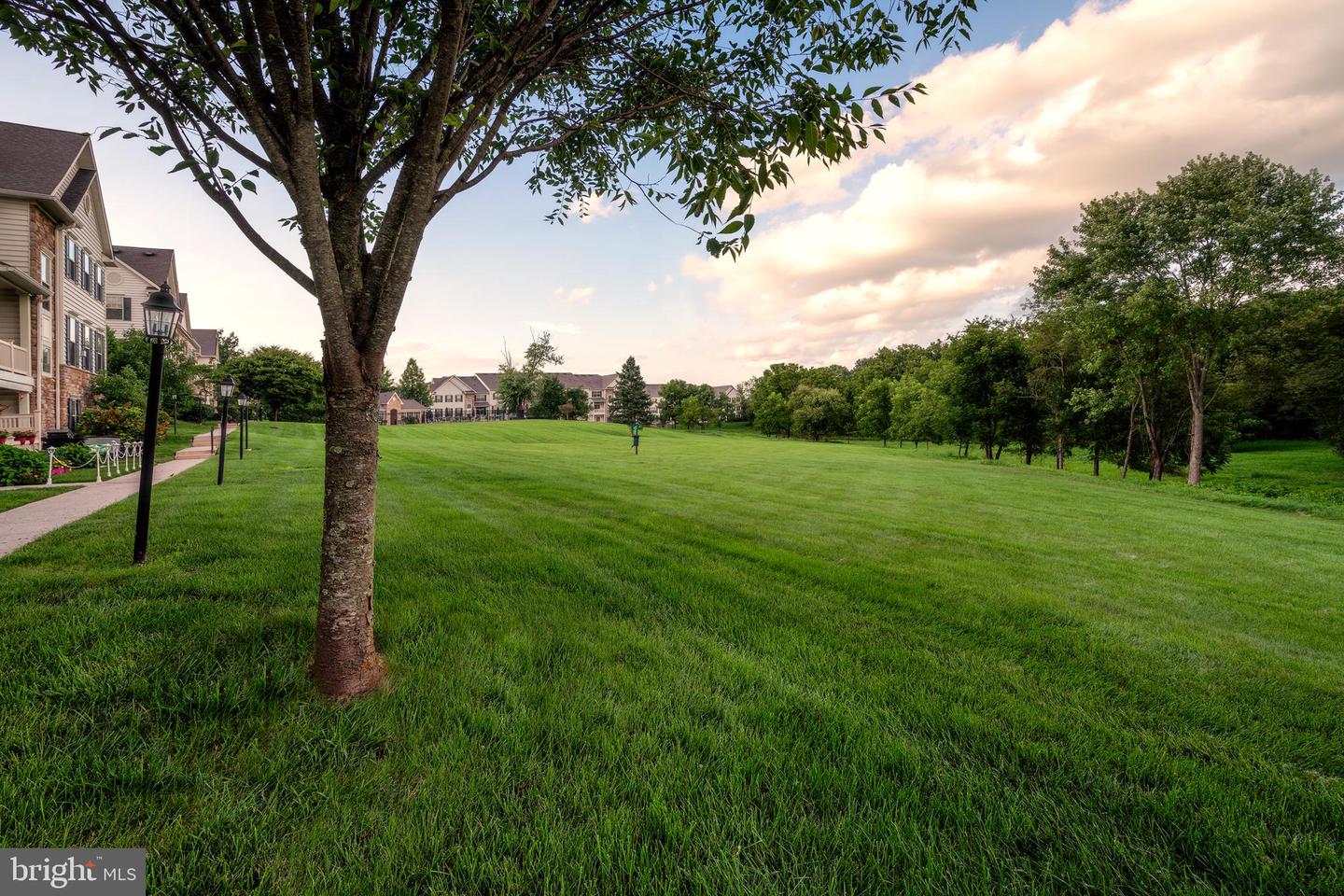 407 Ridgeview Court Property Photo 18