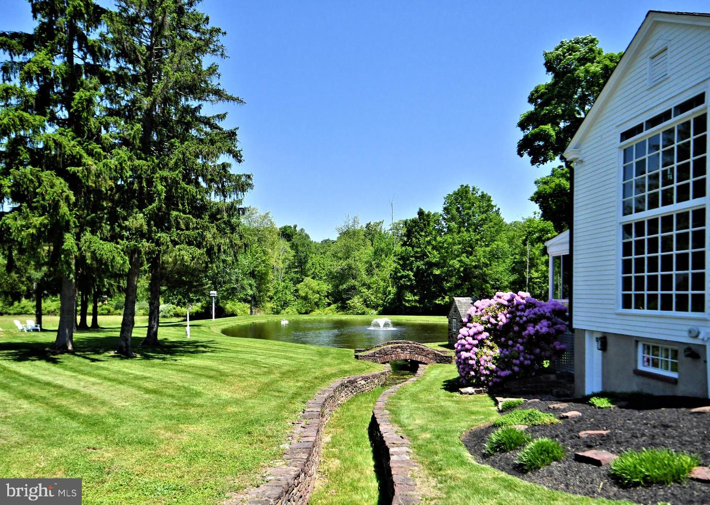 220 Stoopville Rd Property Photo 7