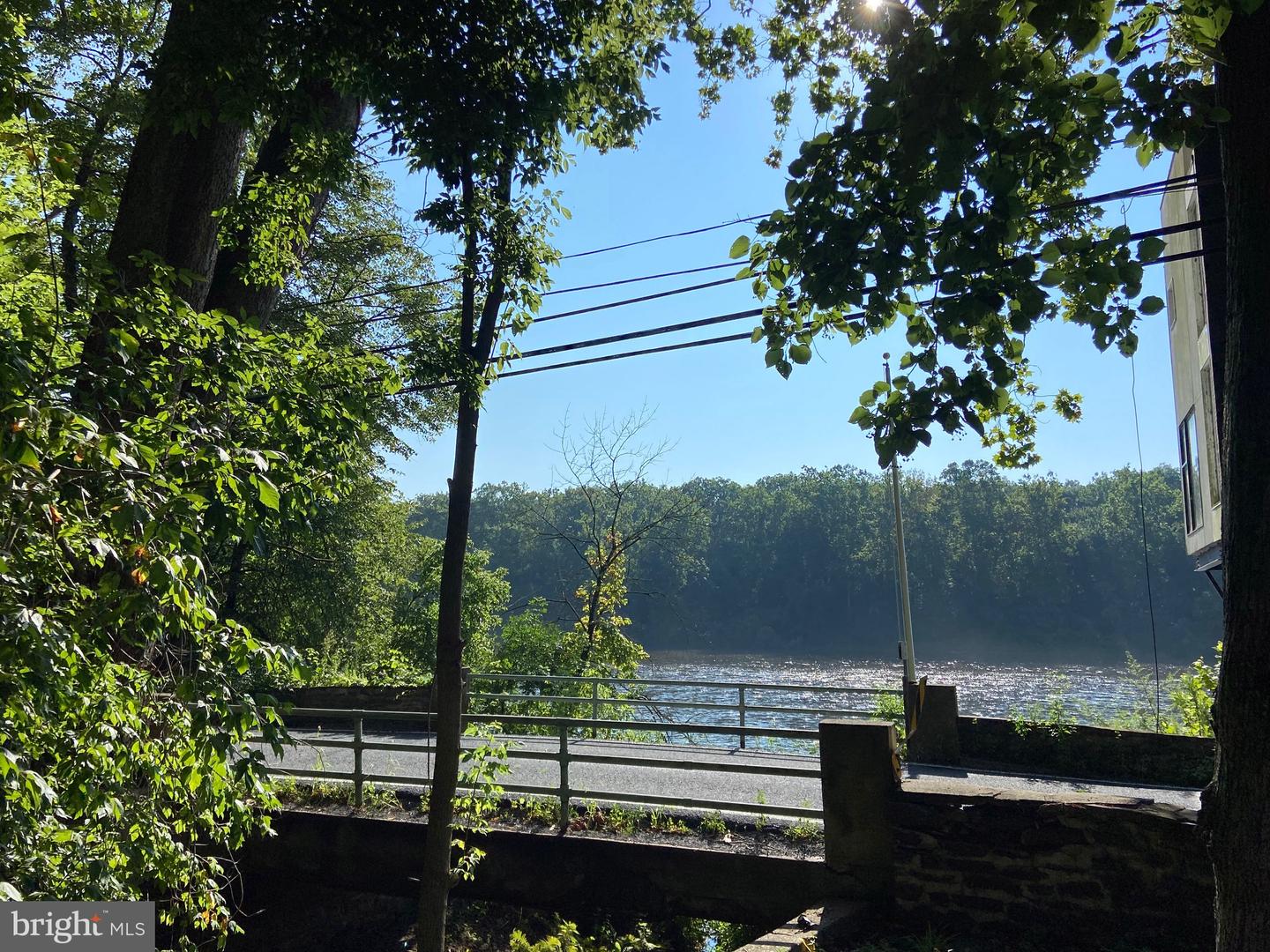 773 River Rd Property Photo 1
