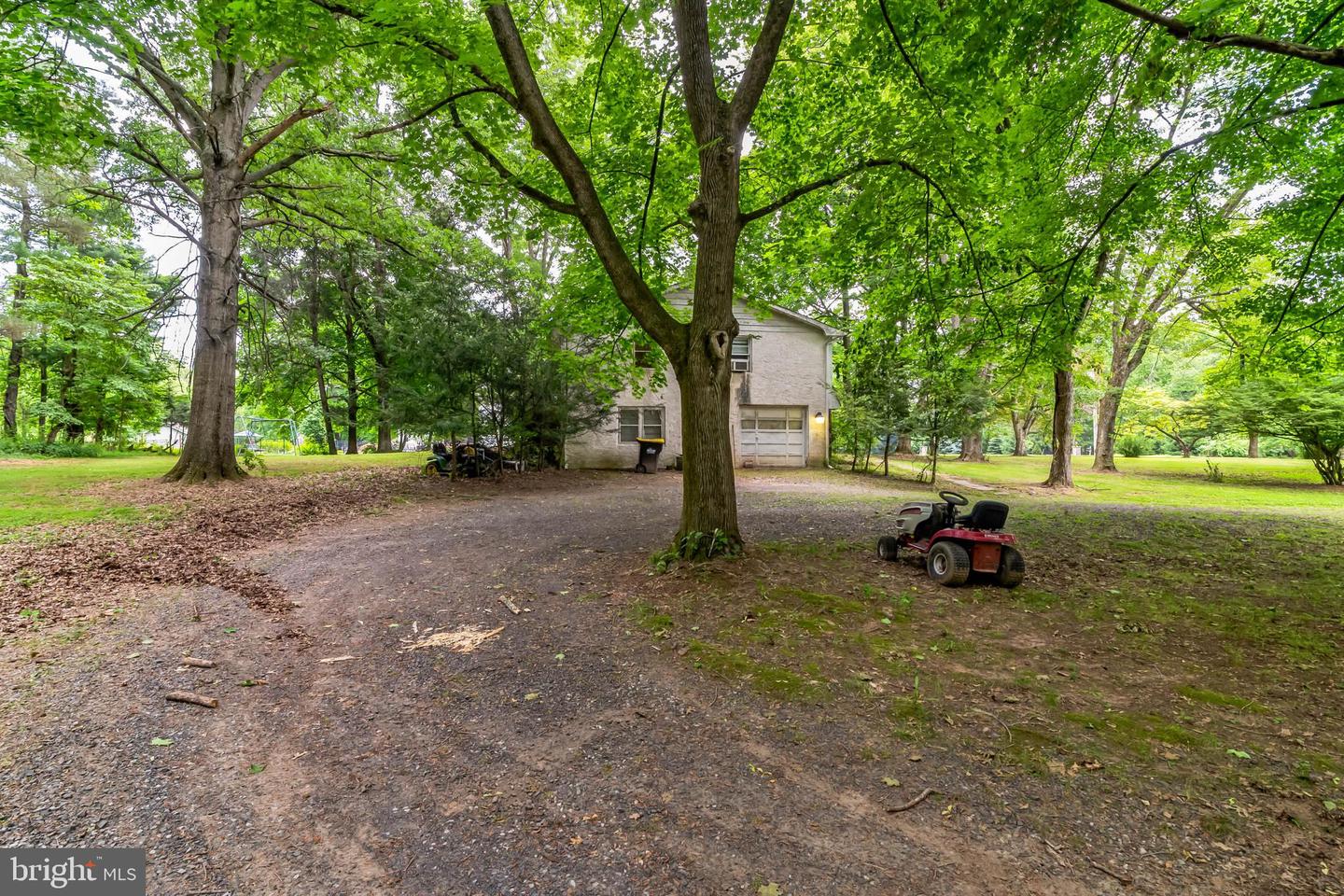 1155 Mount Eyre Rd Property Photo 3
