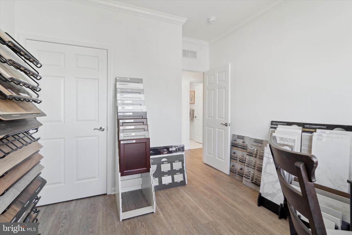 16352 River View Ct Property Photo 7