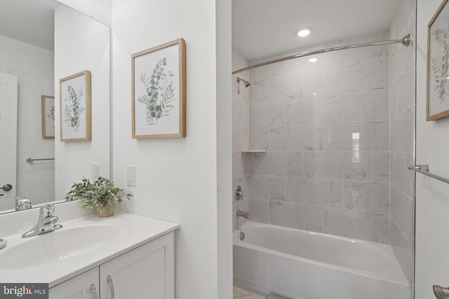 16352 River View Ct Property Photo 17