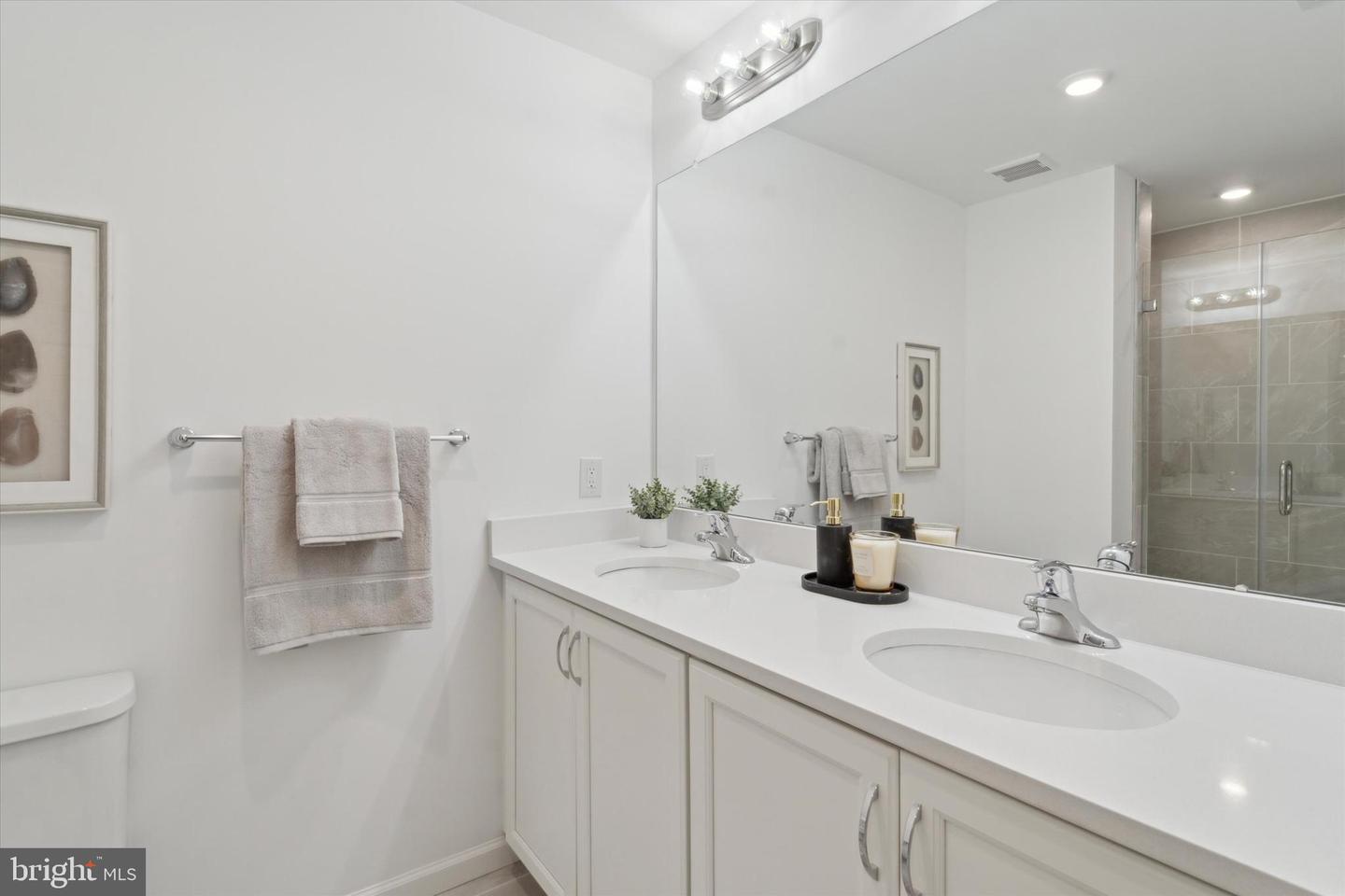 16352 River View Ct Property Photo 22