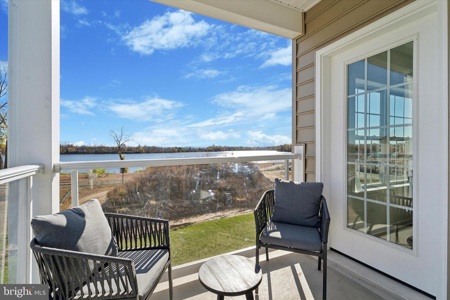 16352 River View Ct Property Photo 27