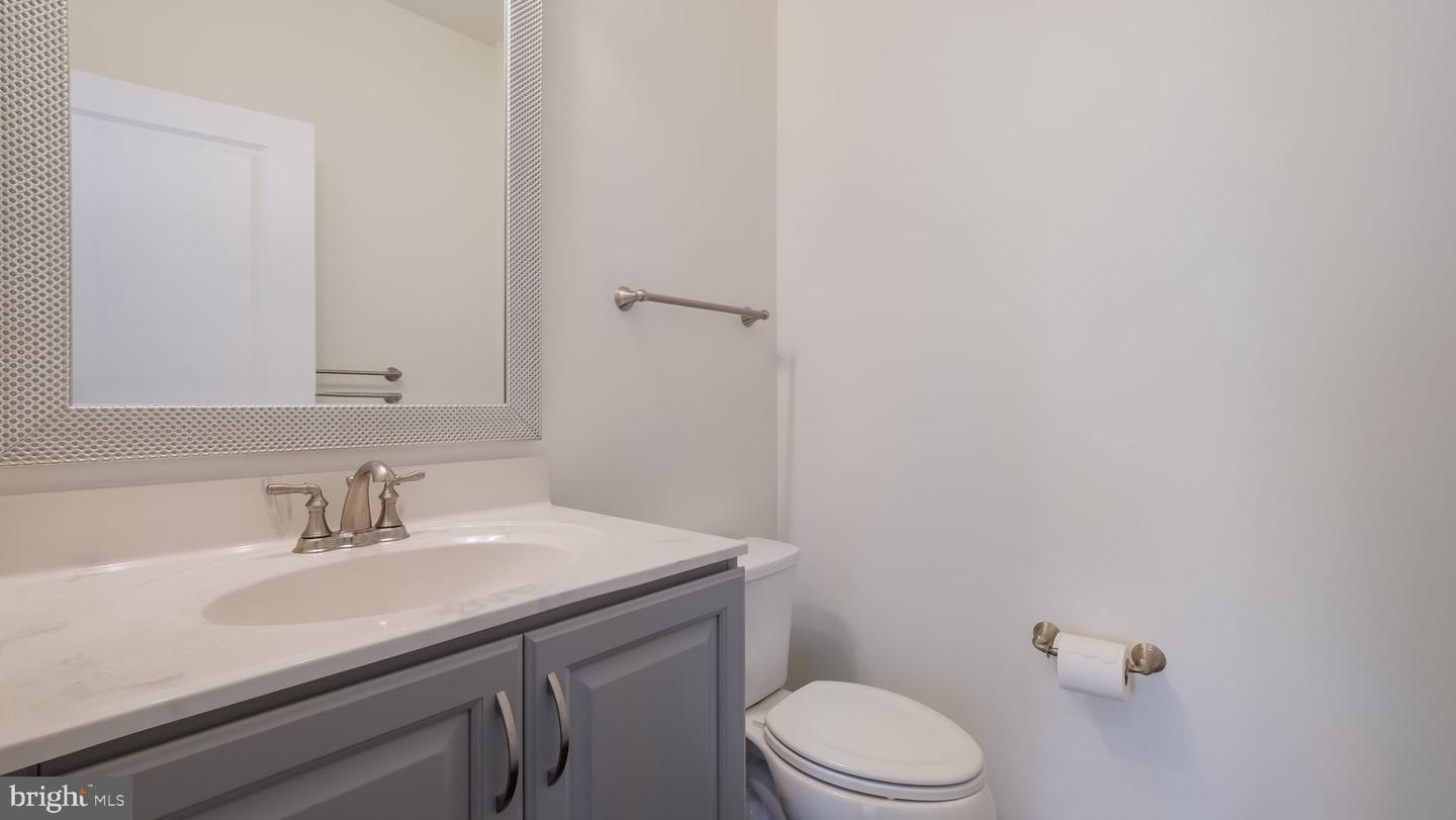 4144 Spalding Dr Property Photo 20