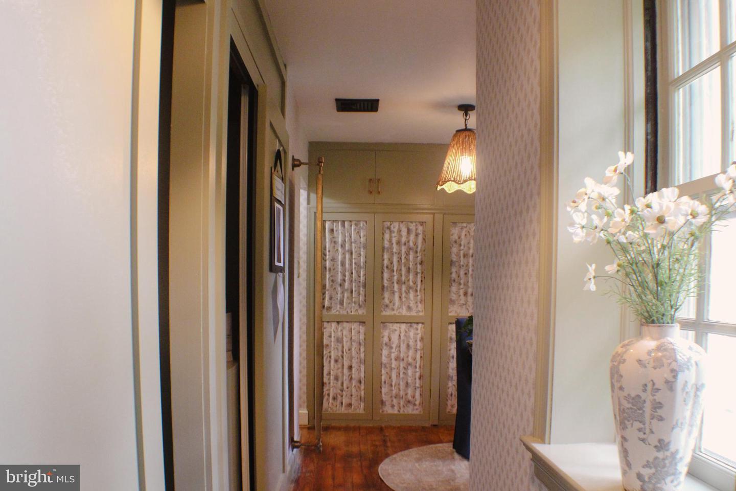 636 Almshouse Rd Property Photo 21