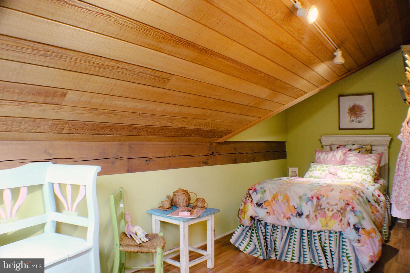 636 Almshouse Rd Property Photo 44