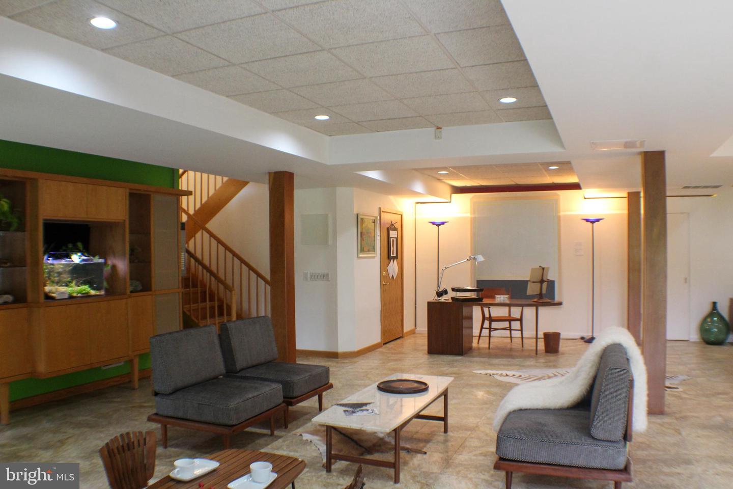 636 Almshouse Rd Property Photo 49