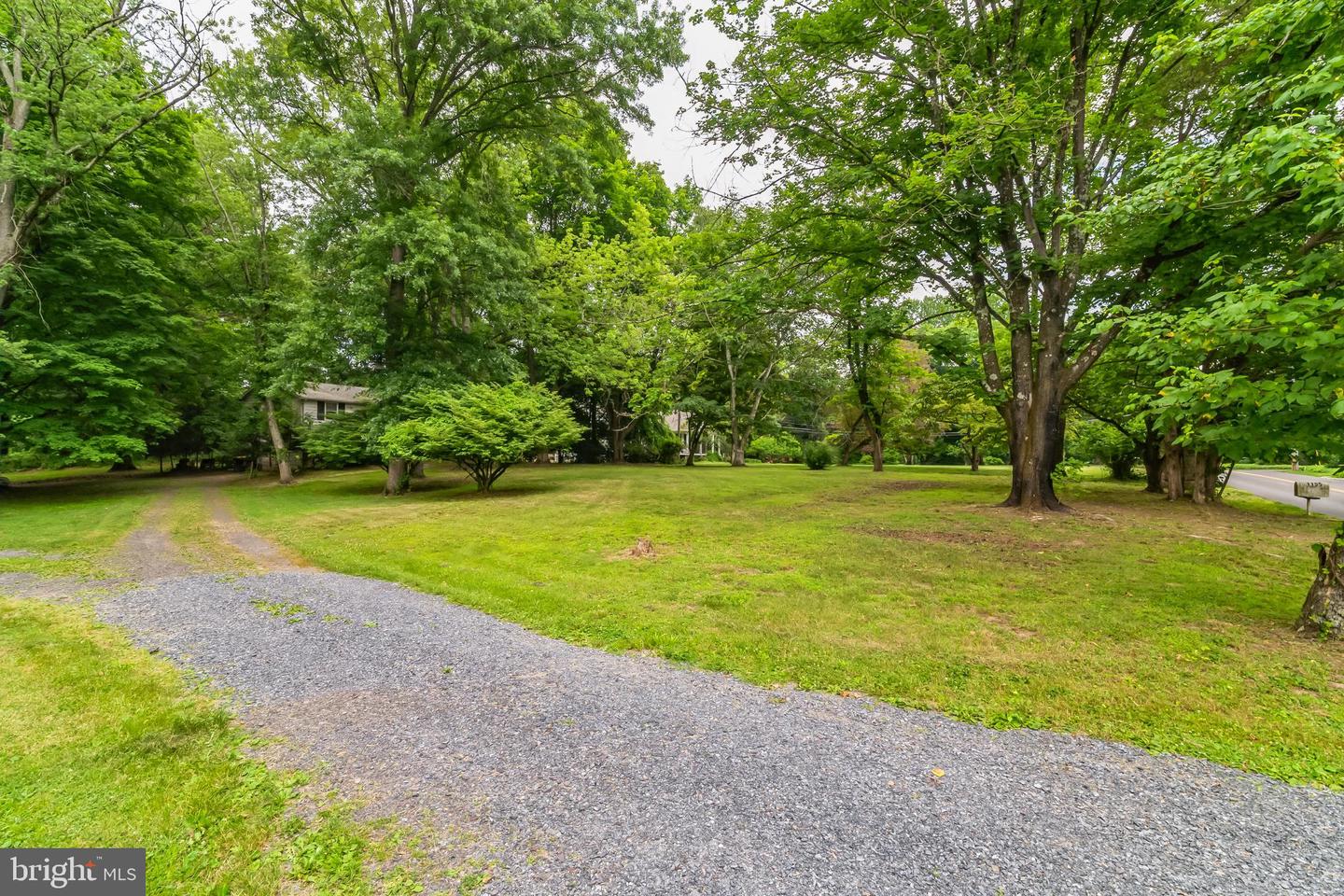 1155 Mount Eyre Rd Property Photo 1