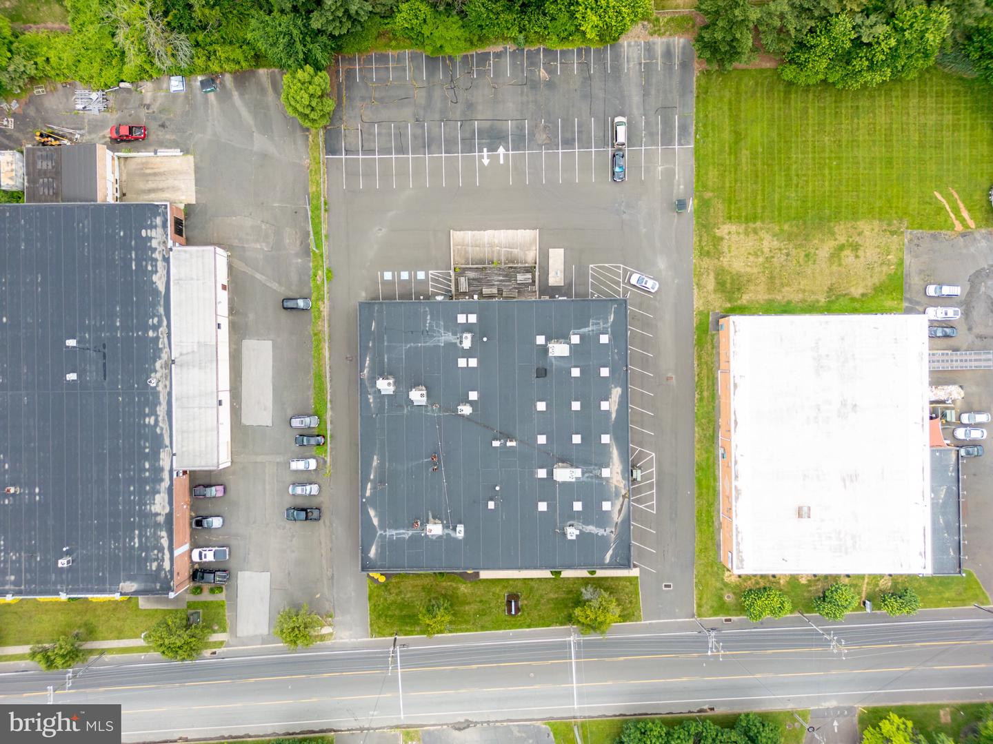1105 Industrial Blvd Property Photo 4