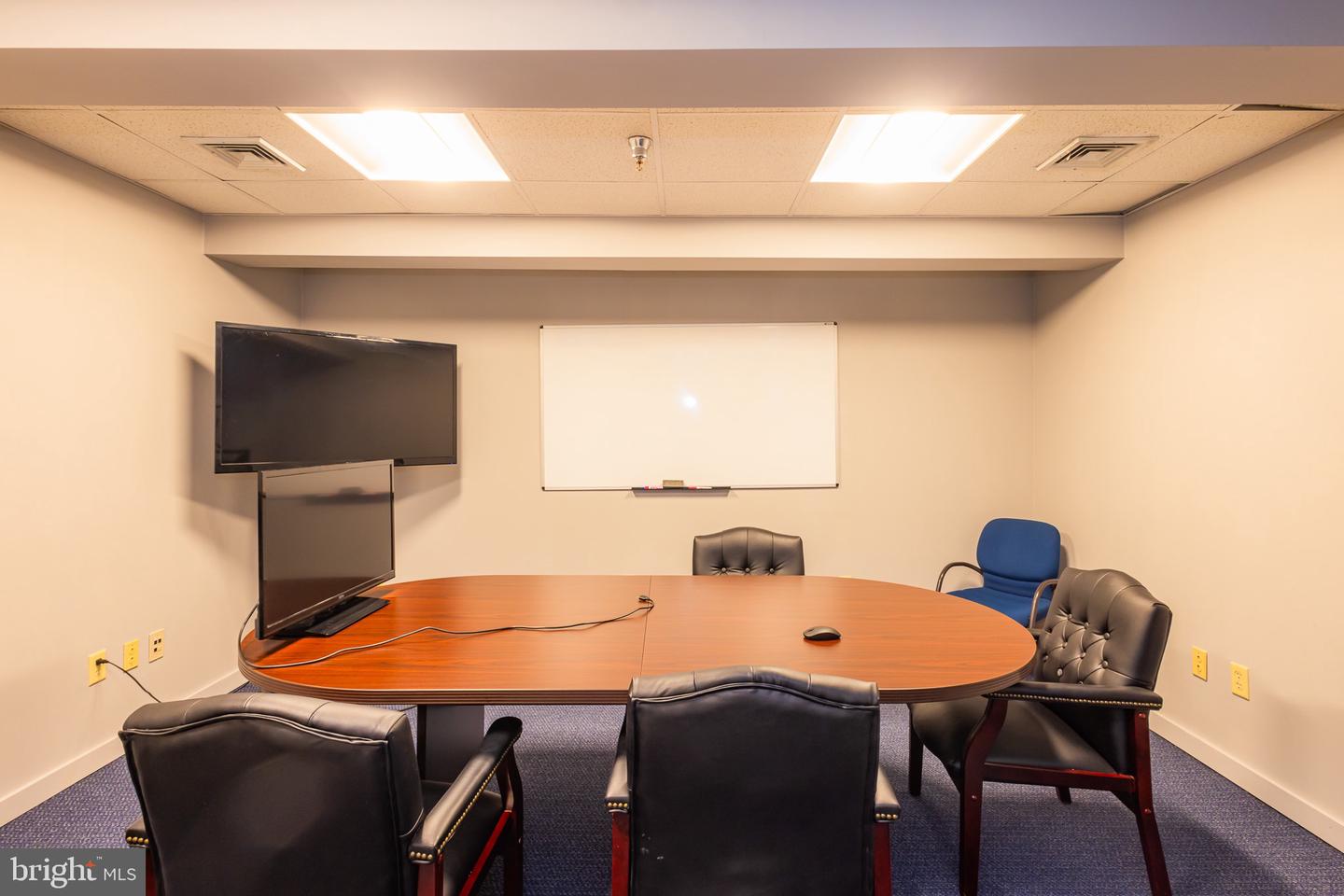 1105 Industrial Blvd Property Photo 44