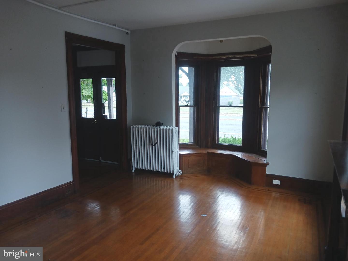 5870 Easton Rd #a Property Photo 3
