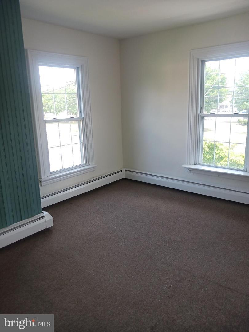 5870 Easton Rd #a Property Photo 23