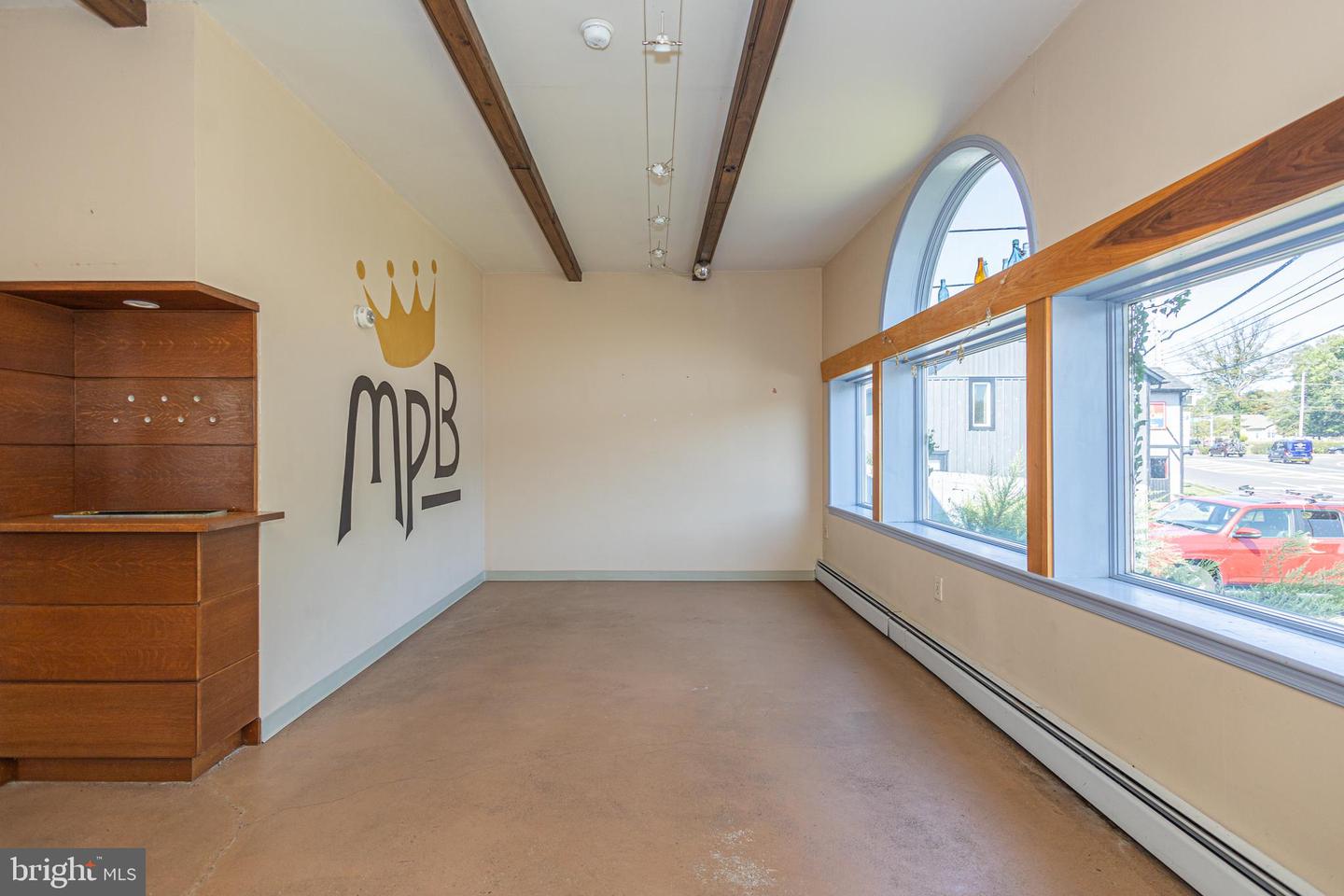 2537 Bogarts Tavern Rd Property Photo 5