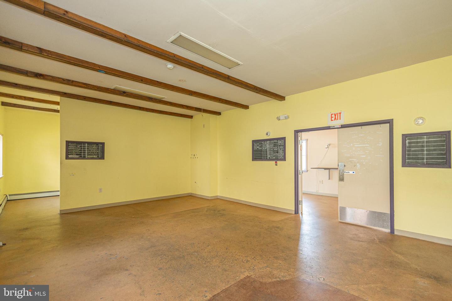 2537 Bogarts Tavern Rd Property Photo 10