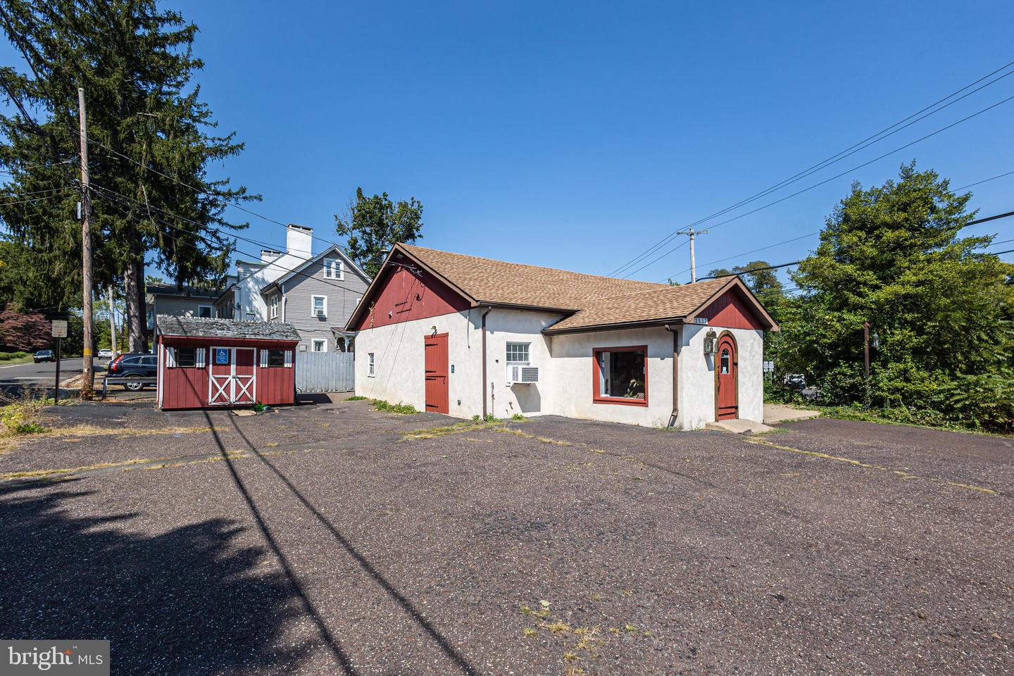 2537 Bogarts Tavern Rd Property Photo 16