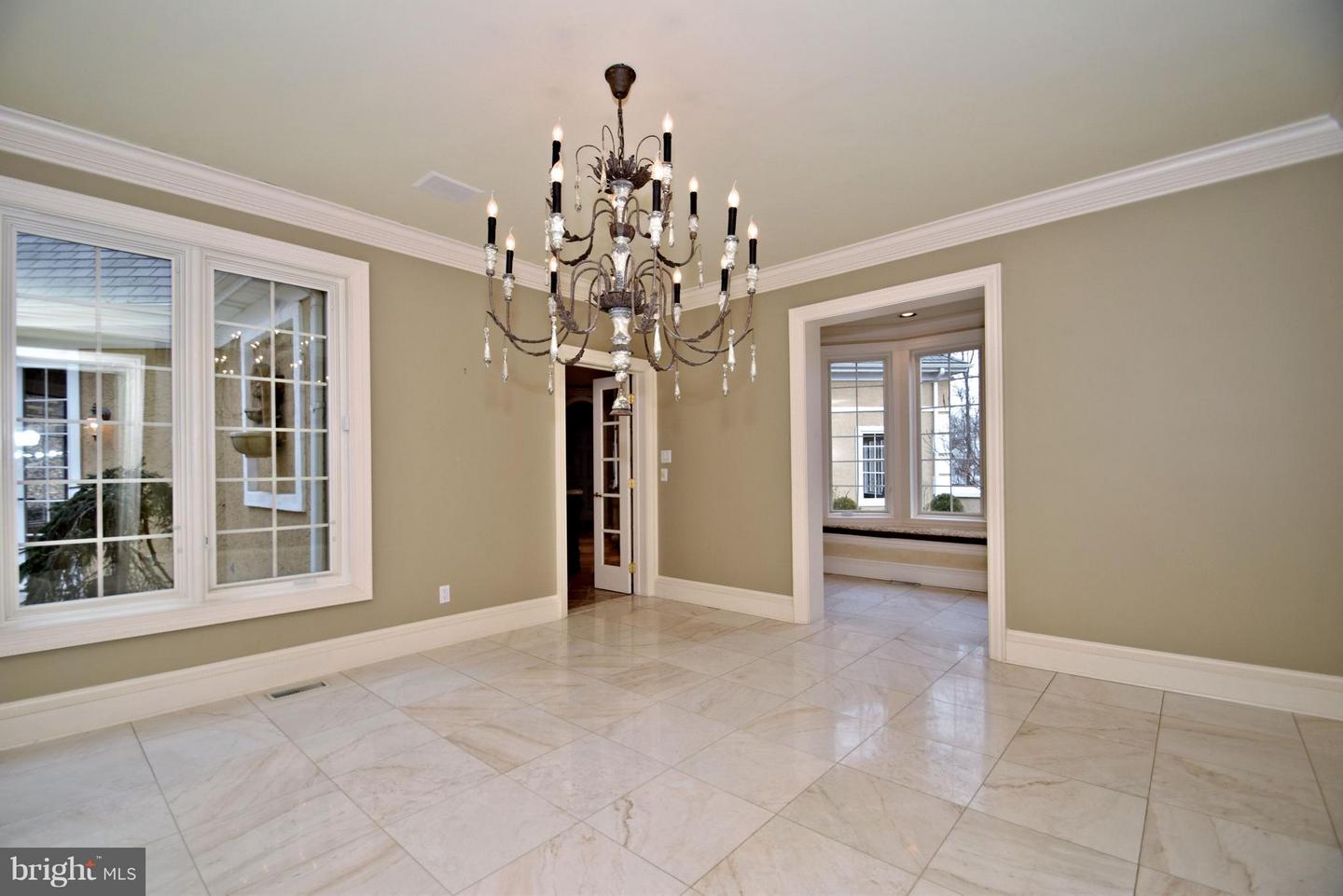 95 Brownsburg Property Photo 19