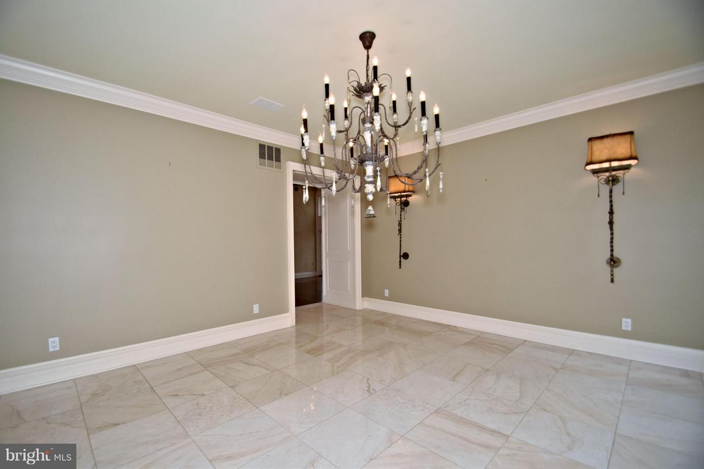 95 Brownsburg Property Photo 20