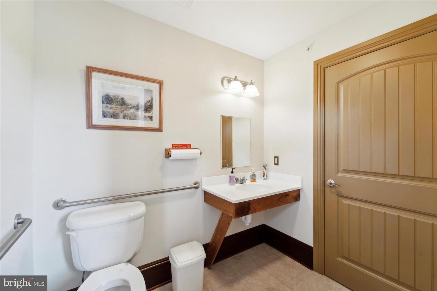 238 Almshouse Rd Property Photo 13
