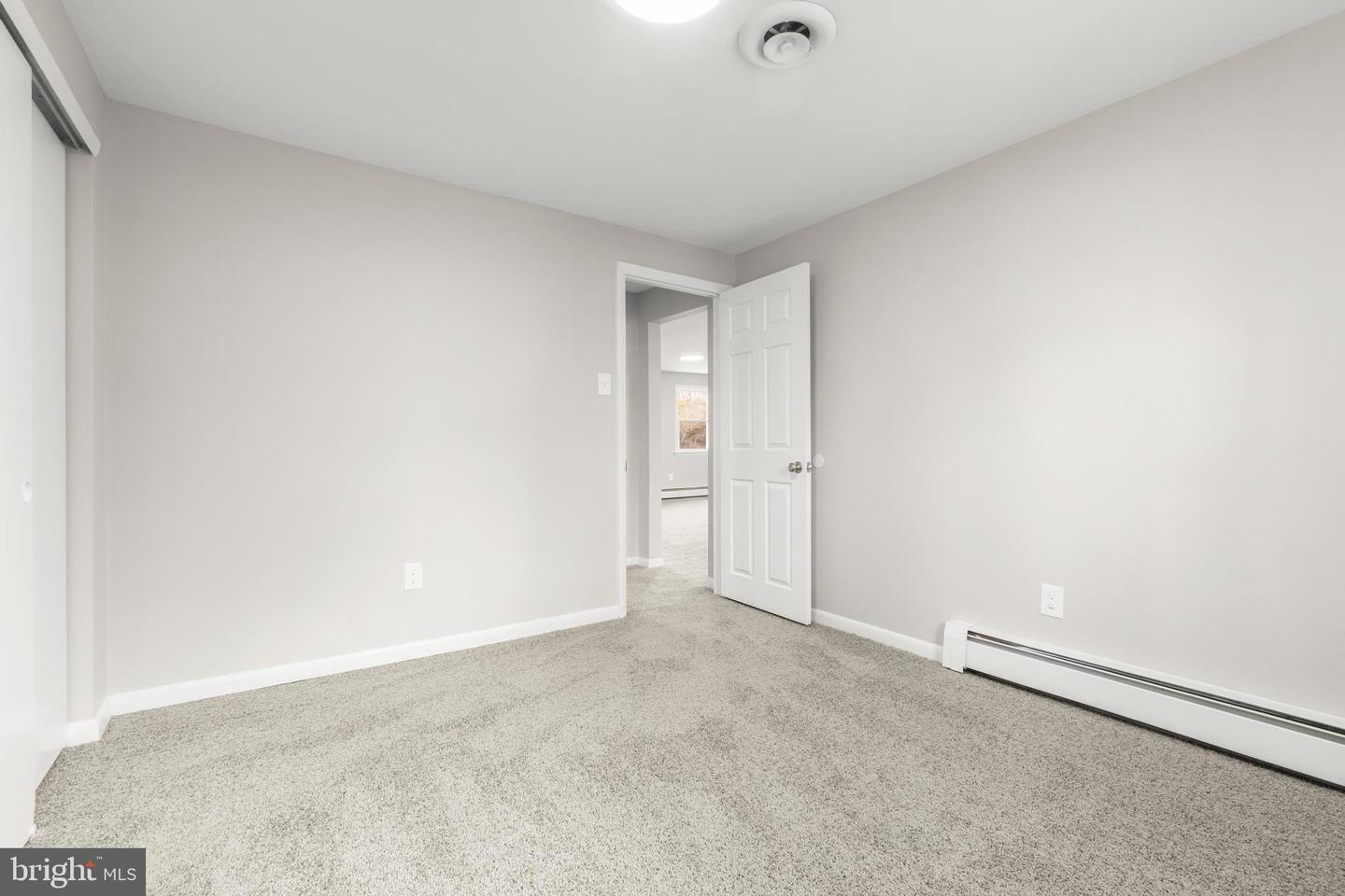 1261 University Dr Property Photo 25