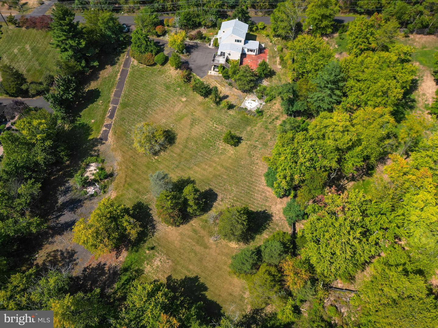 1805 OLD YORK RD Property Photo 1