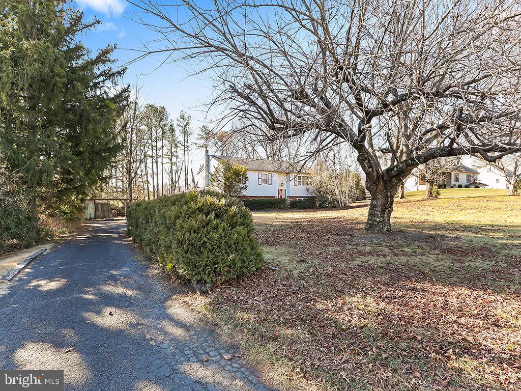 3274 Hillside Property Photo 1