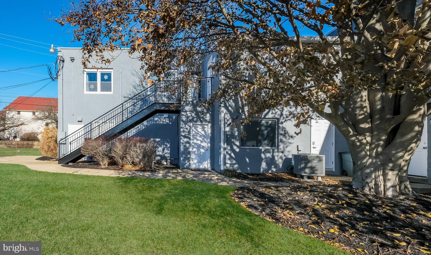 3488 York Property Photo 12