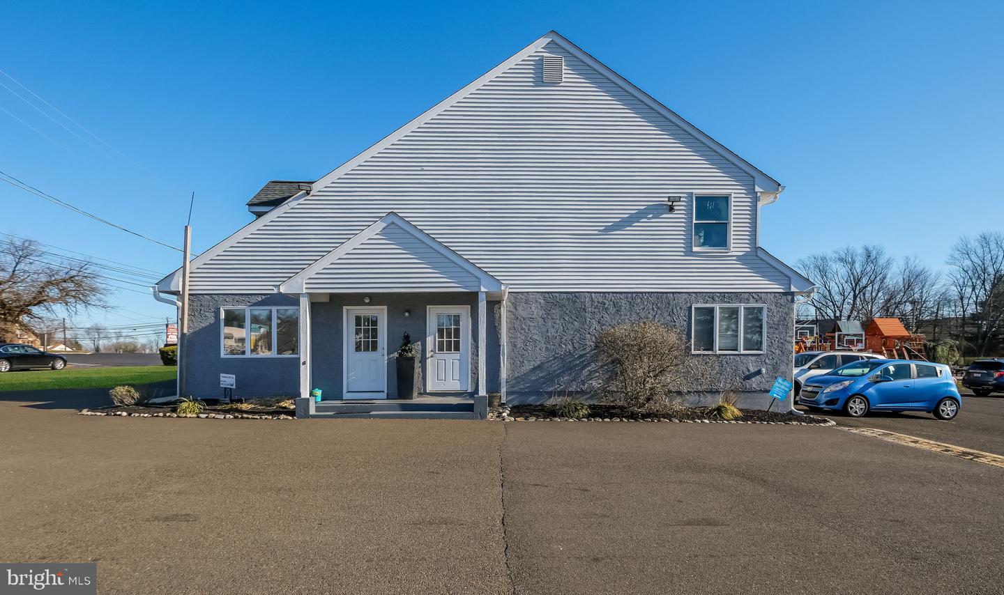 3488 York Property Photo 13