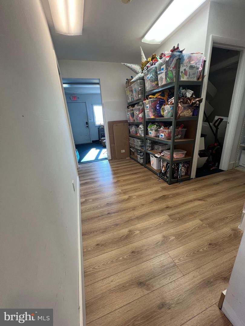 3488 York Property Photo 18