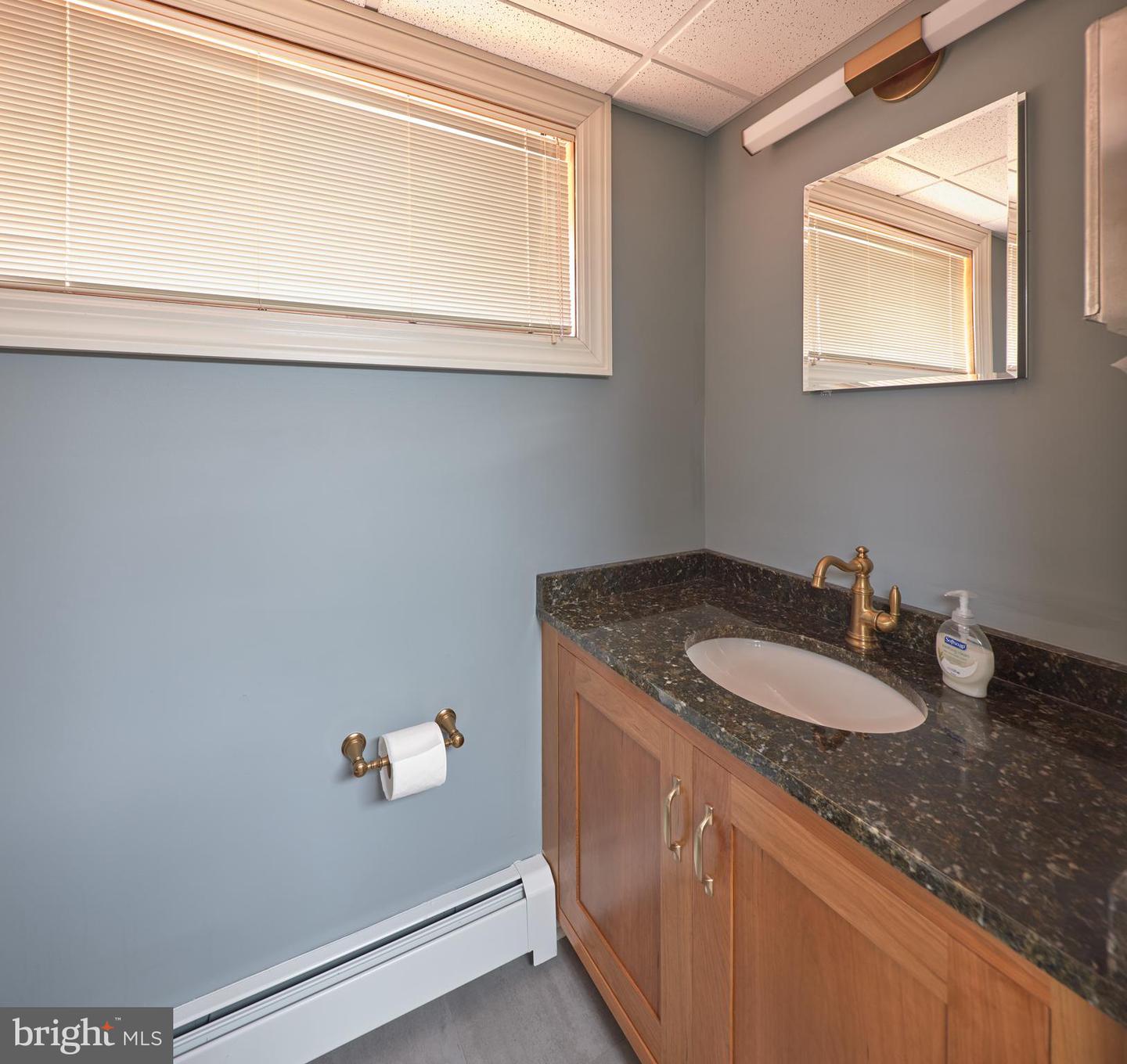 67 W Court St Property Photo 40
