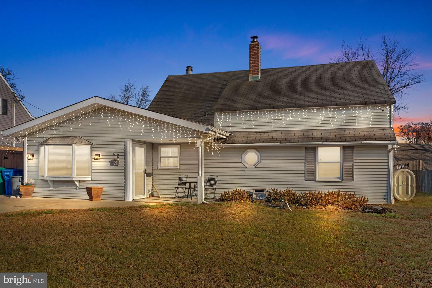 42 Redbrook Ln Property Photo