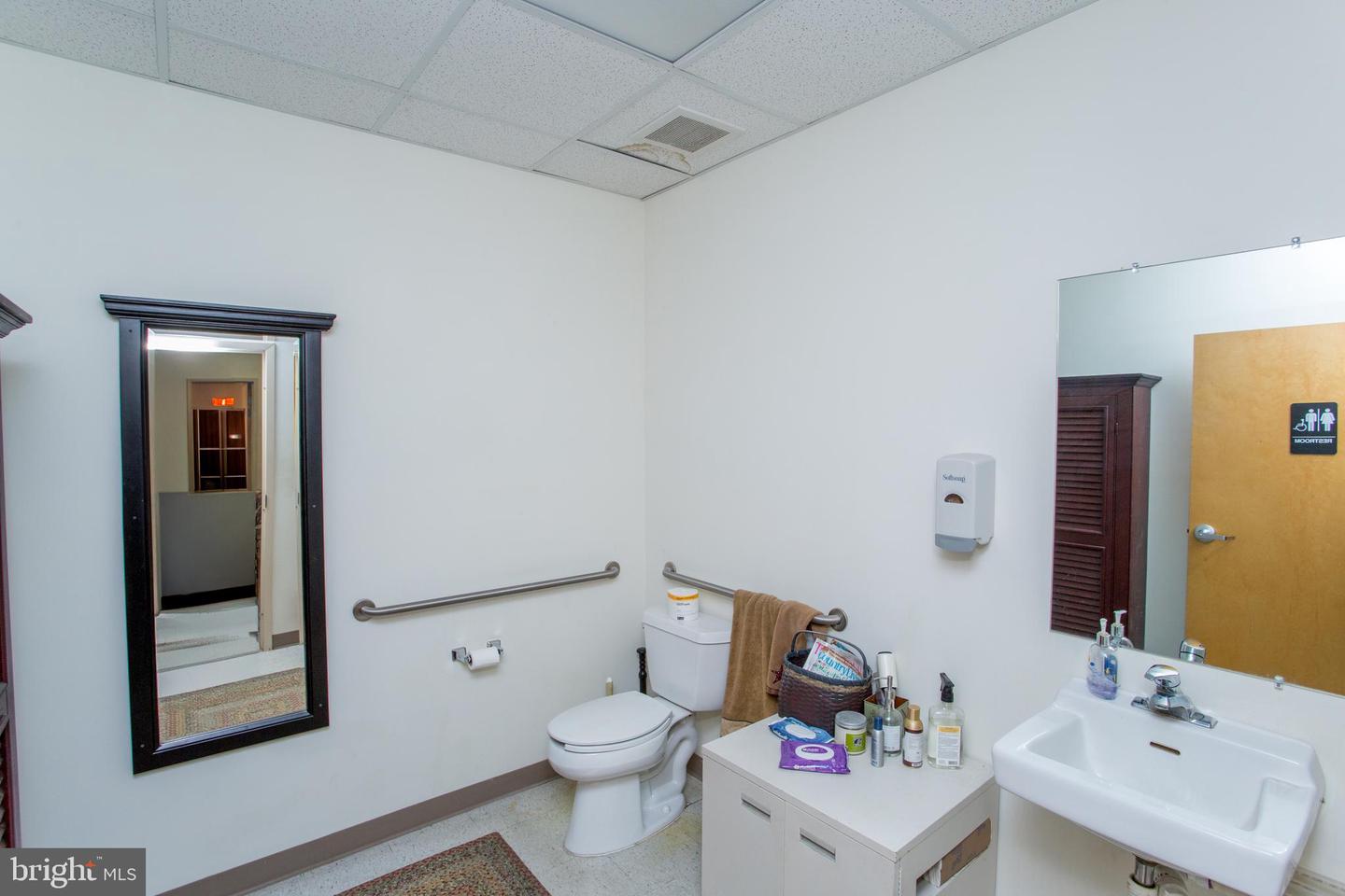 1806 Deep Run Rd #unit A Property Photo 17