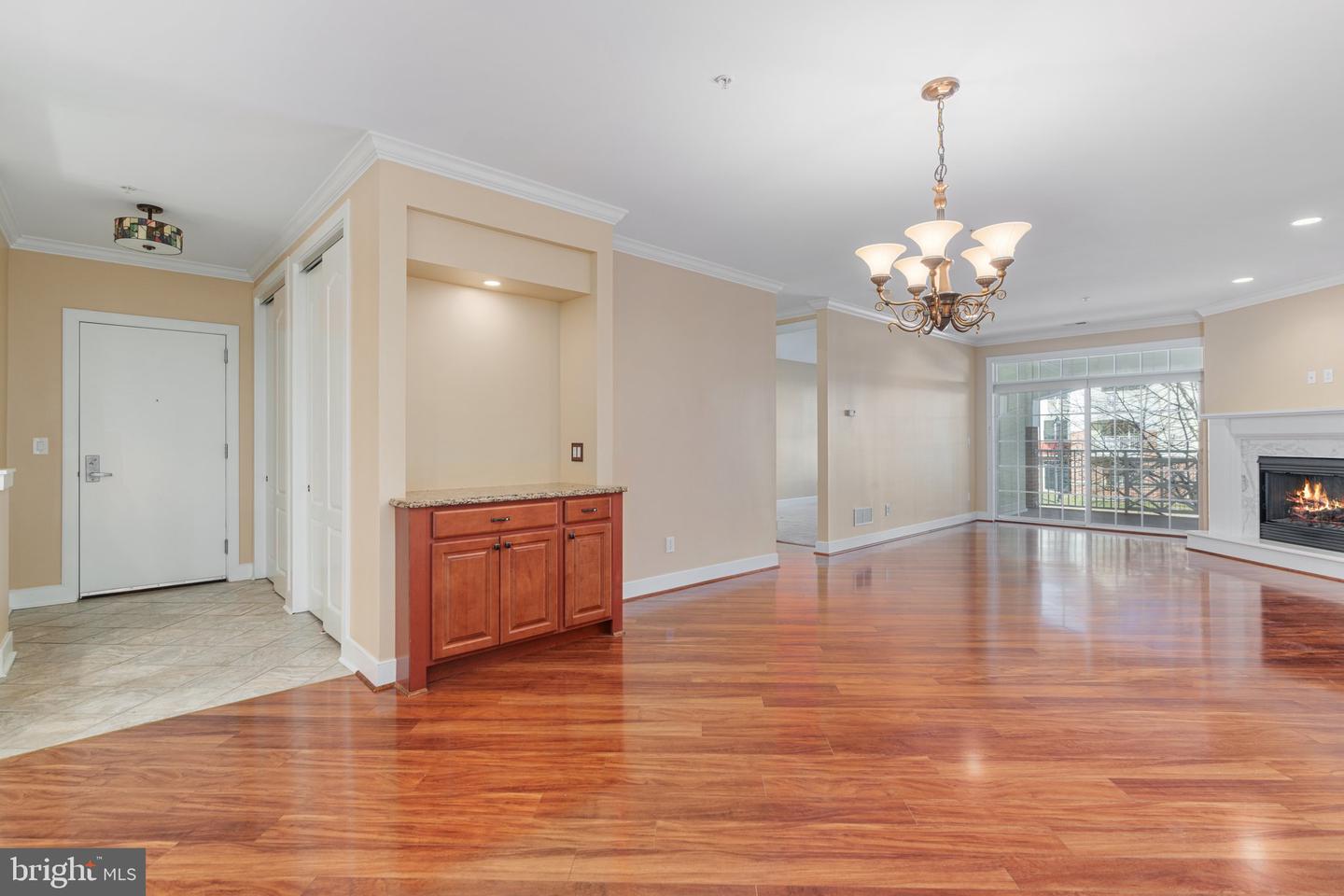 1211 Meridian Blvd #1211 Property Photo 6